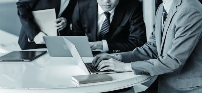 HALF DAY インターン